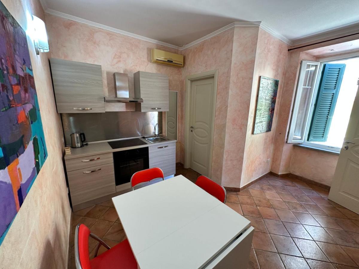 Appartement Relax Clementina à Fiumicino Extérieur photo