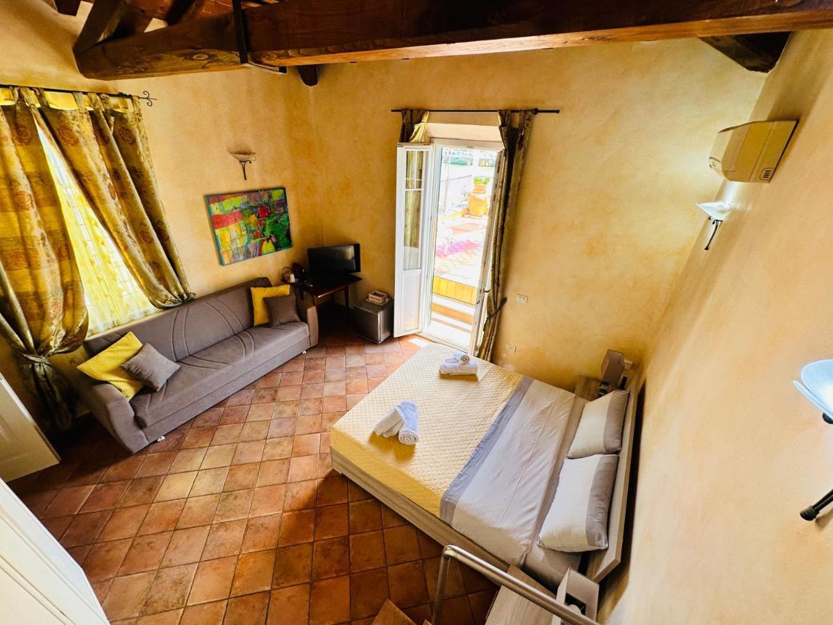 Appartement Relax Clementina à Fiumicino Extérieur photo